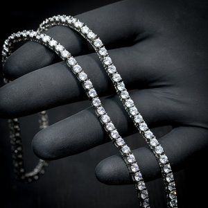 Quality looking Mens/Women cubic zirconia diamond jewlery